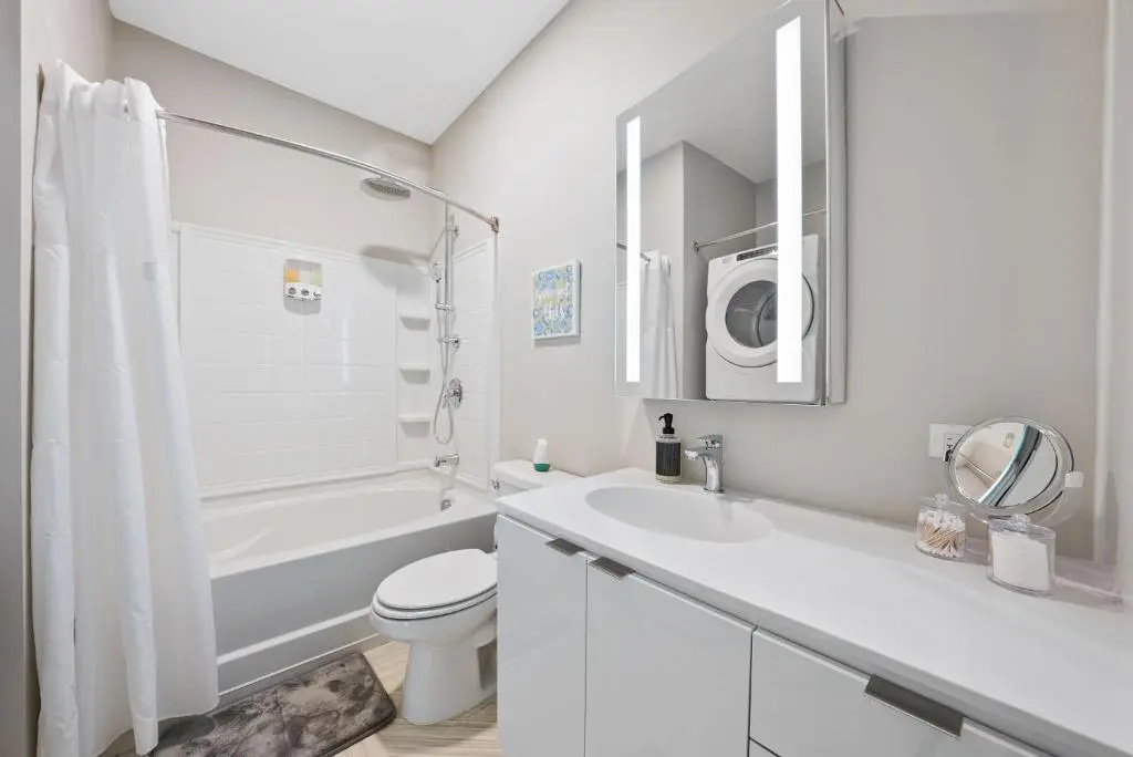 Upscale Stay with Movie Theatre Area 352