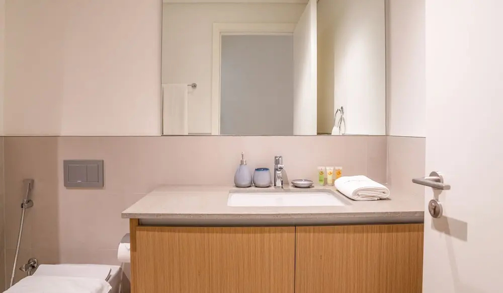 HomesGetaway-Lavish2BR in CreekBayshore4