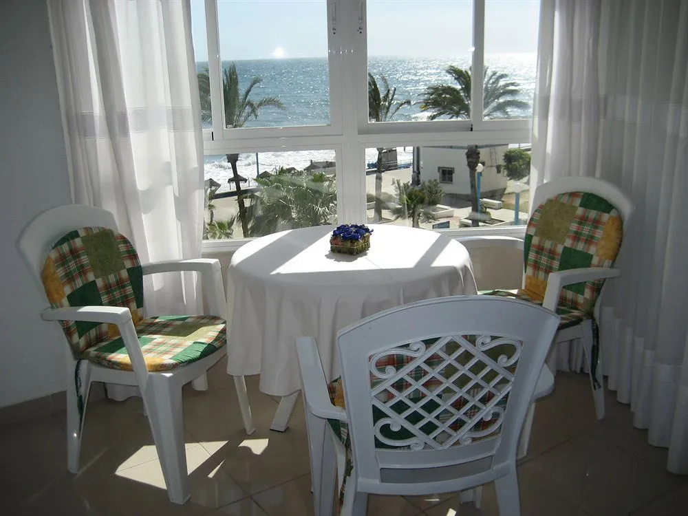 Apartamentos Intercentro Torrox-Costa