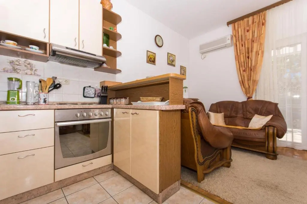 Apartments Katic