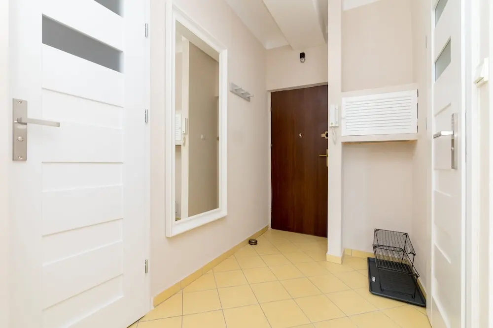 Chmielna Central Warsaw Apartment