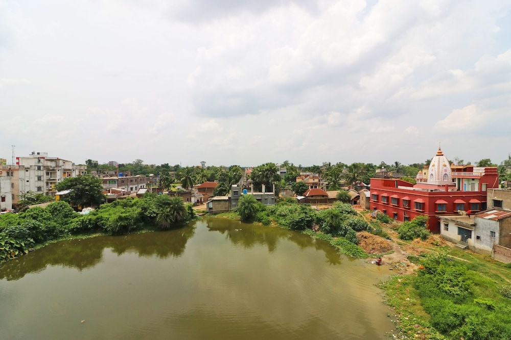 OYO 15901 Maa Tara Palace