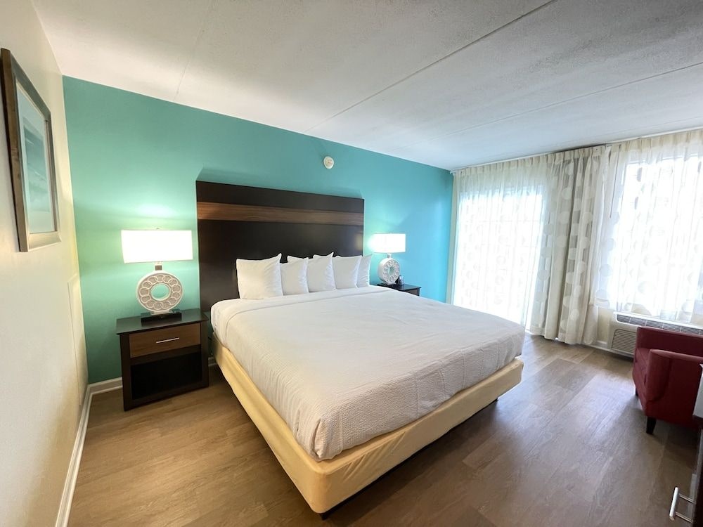 Casablanca Oceanside Inn