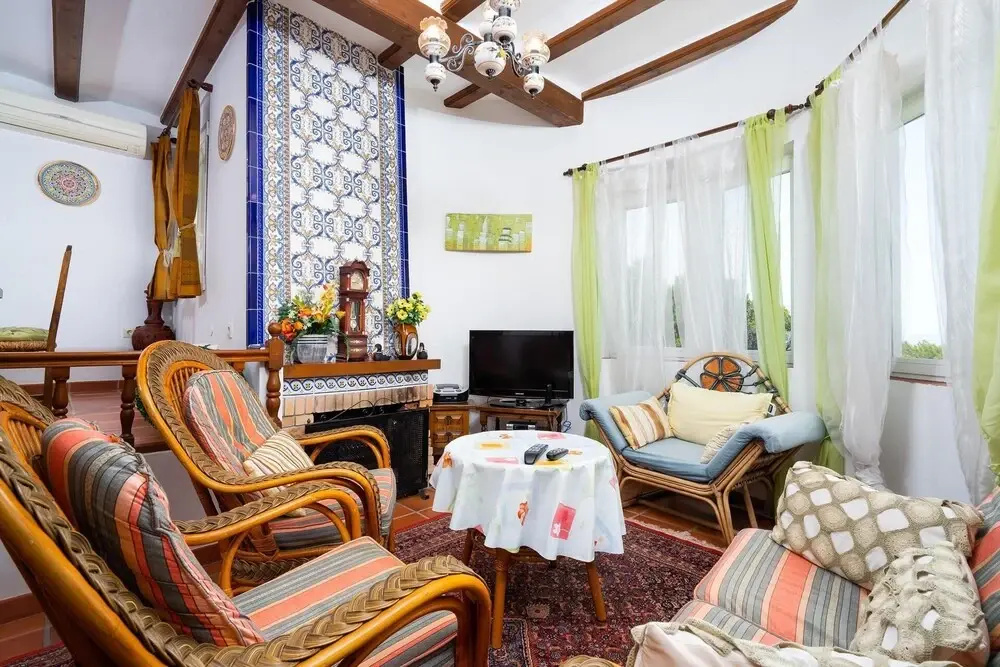 Stunning Villa With Panoramic Views & Private Pool
