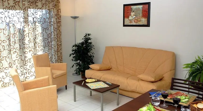 B&B HOTEL Clermont-Ferrand Gerzat
