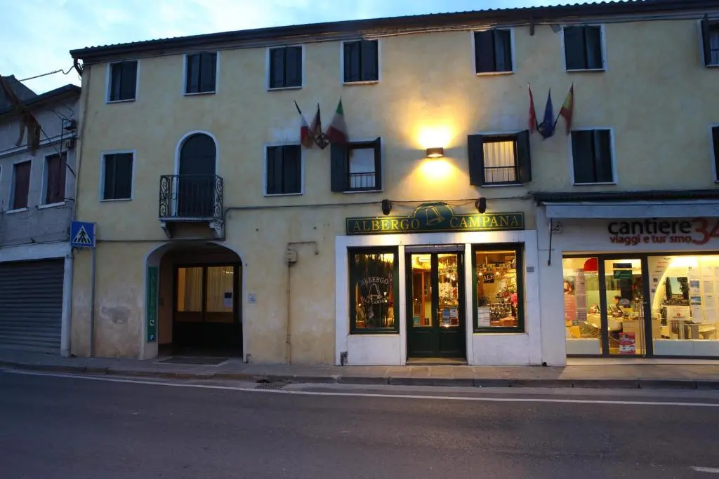 Albergo Alla Campana