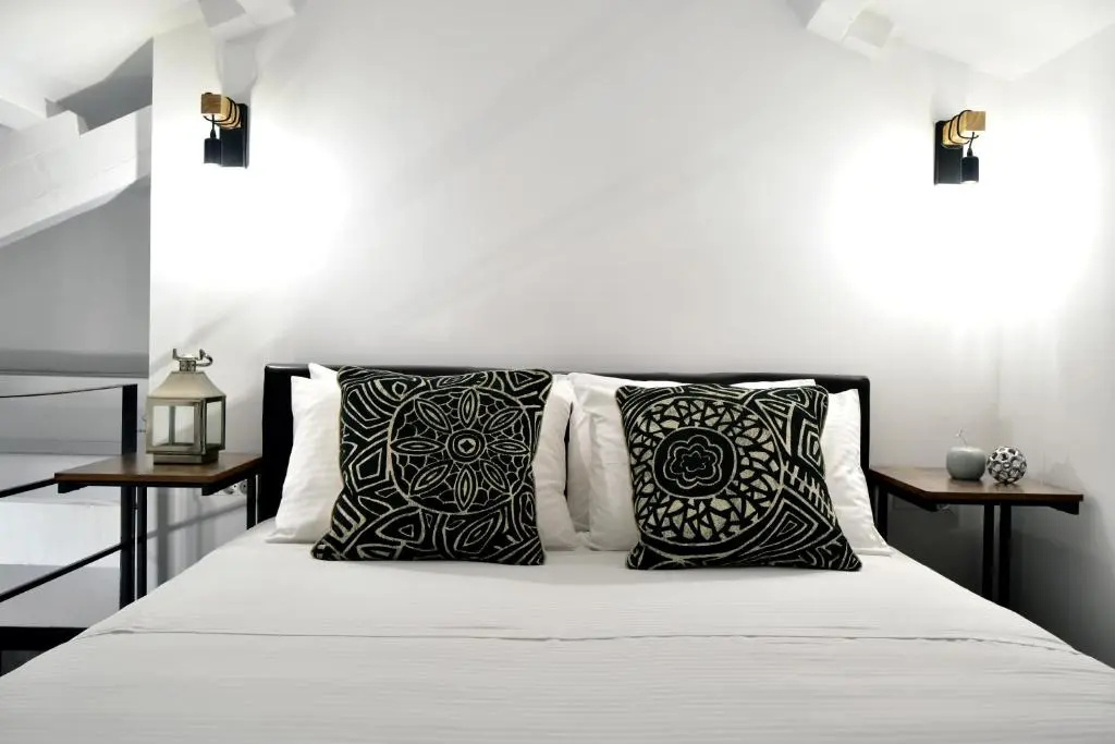 Queen 4 Apartment in the Heart of the Corfu Historical Old Town Center
