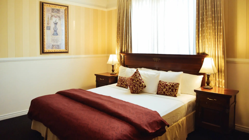 Redearth Boutique Hotel
