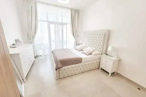 Modern 1BR in Jumeirah Village Circle