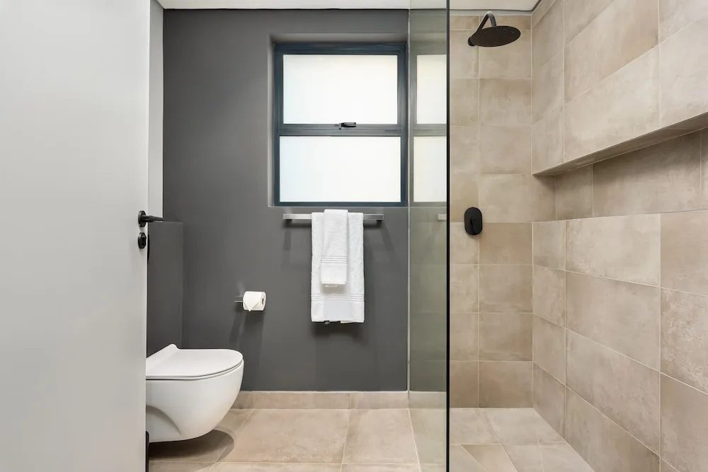 One Calais Luxury Apartments