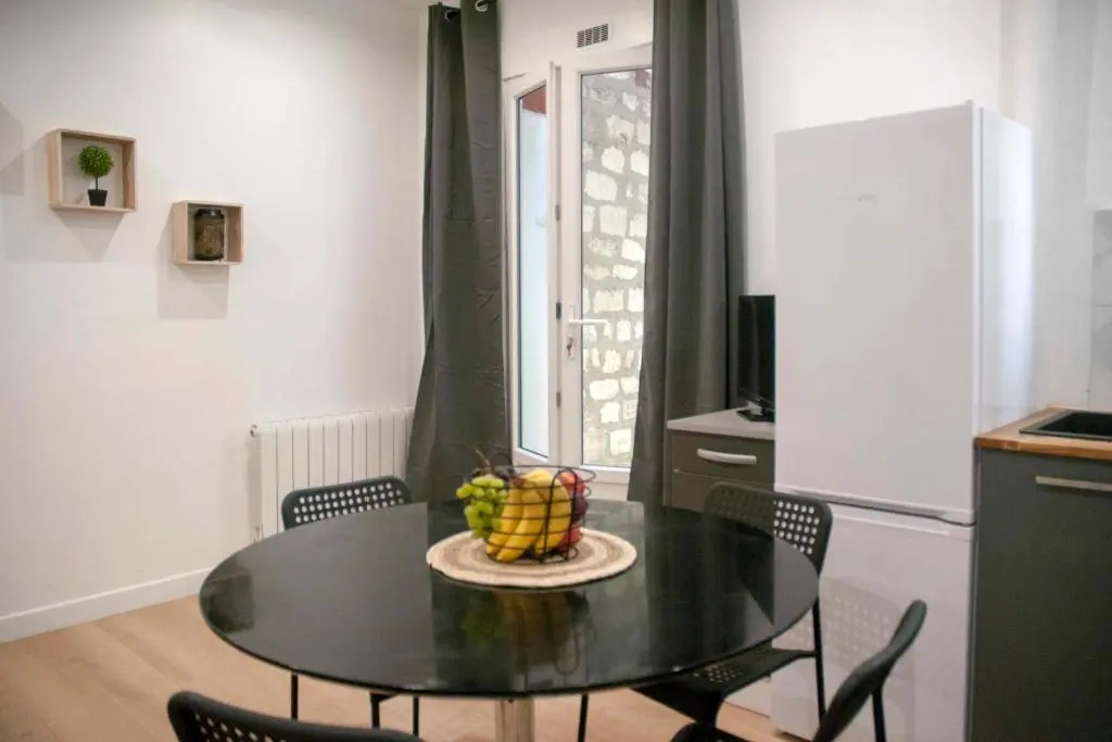 Bright 45m With Garden In Ivry Sur Seine