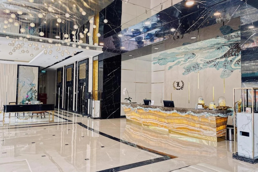 Leedon Hotel & Suites Surabaya