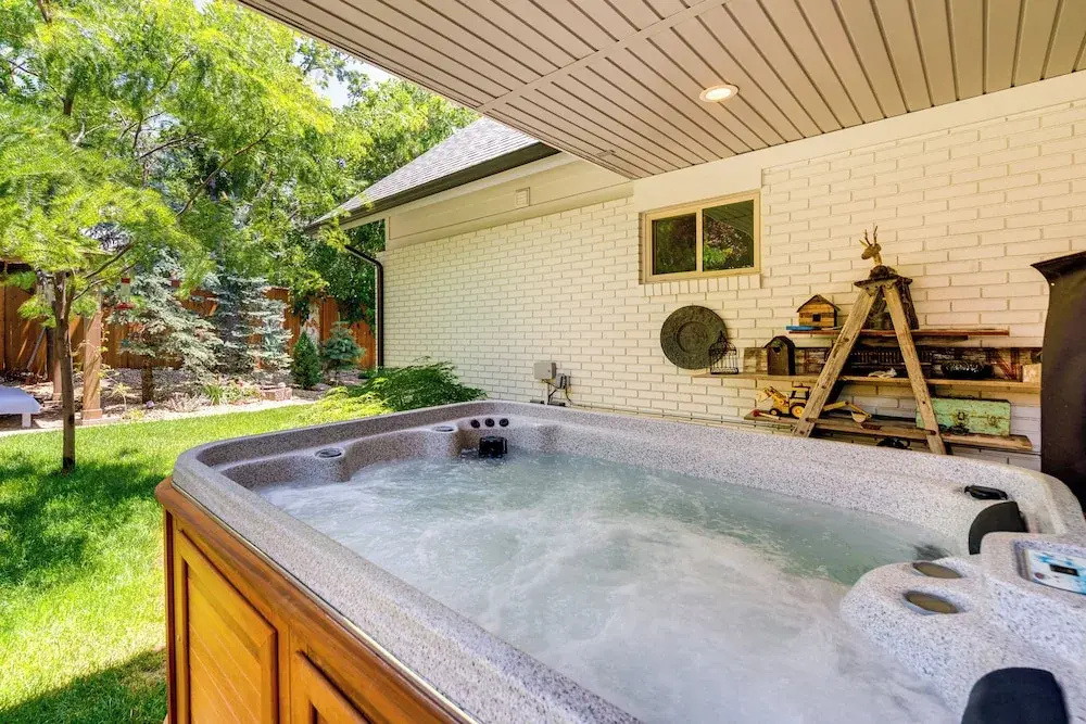 Mountain View + Shared Hot Tub: Apt by Ski Resorts