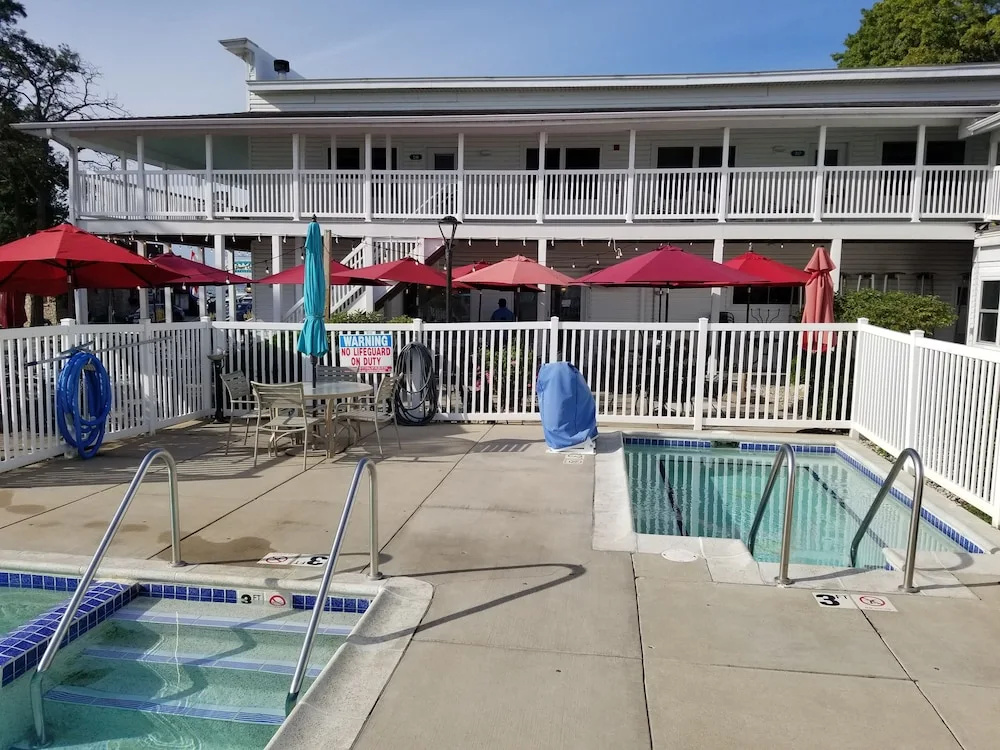 Edgewater Resort