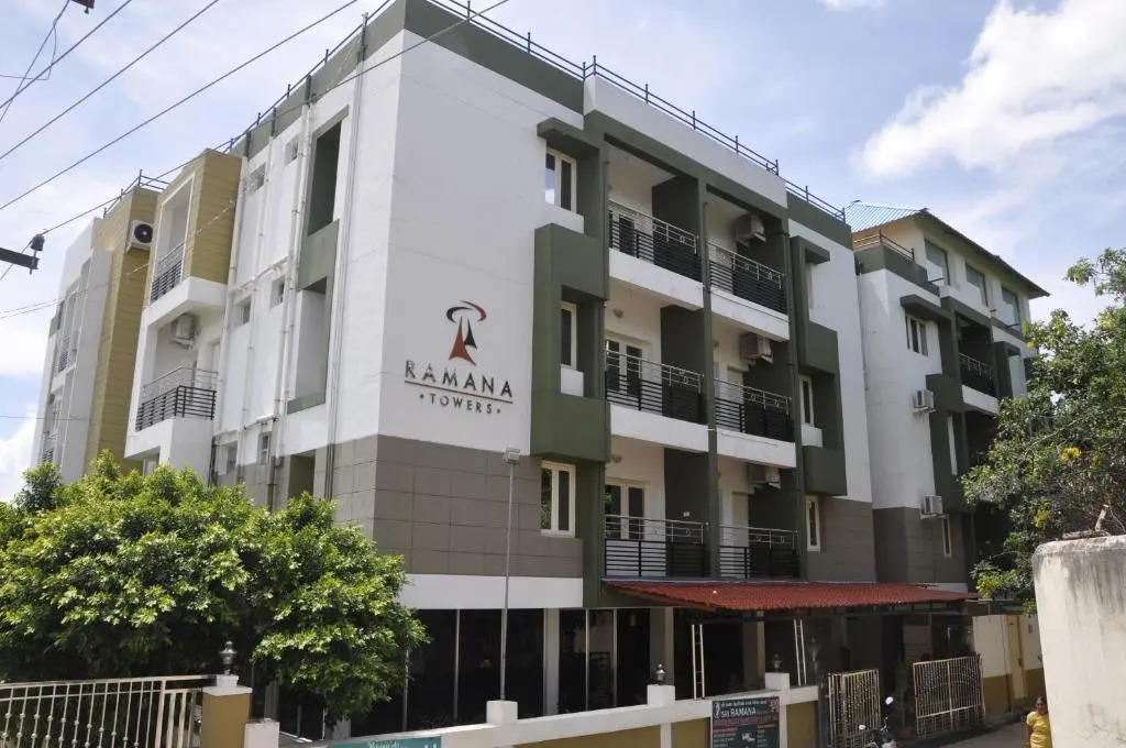 HOTEL THIRD EYE by RAMANA TOWERS