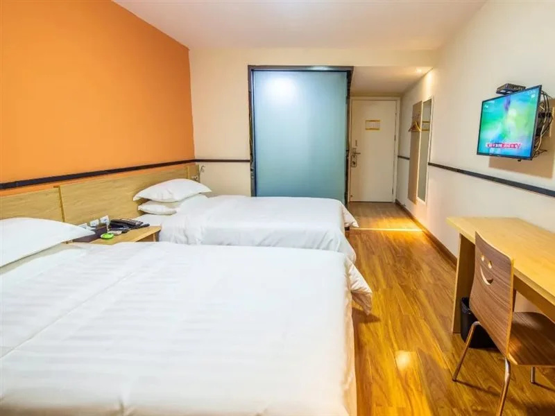 Orange Fashion Apartment (Guangzhou Xiajiao Metro Station)