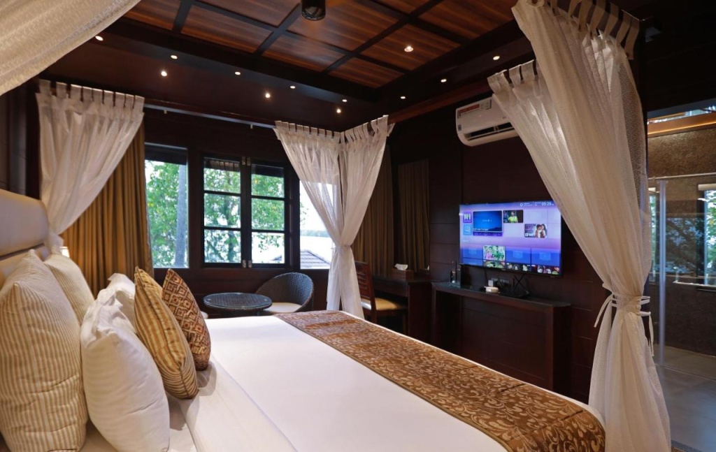 Maliekal Heritance Cherai Beach Cochin