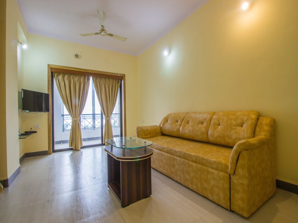 OYO 15368 Home Graceful 2 BHK Ribandar