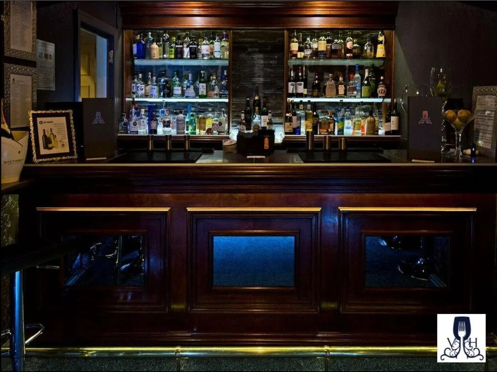 Virginia House Hotel