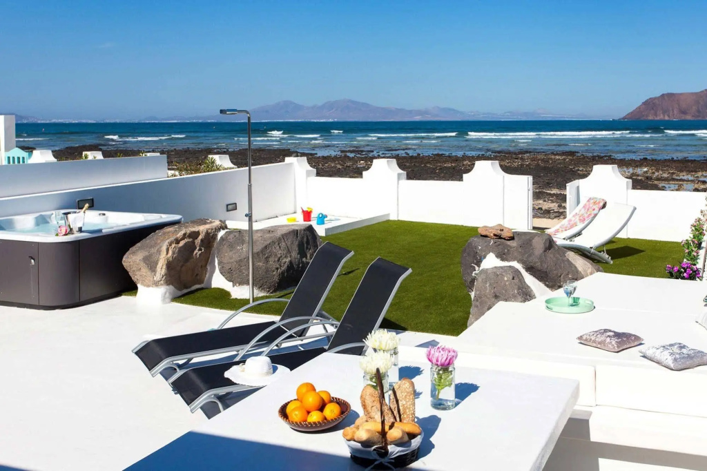 Villa Granada by Vacanzy Collection