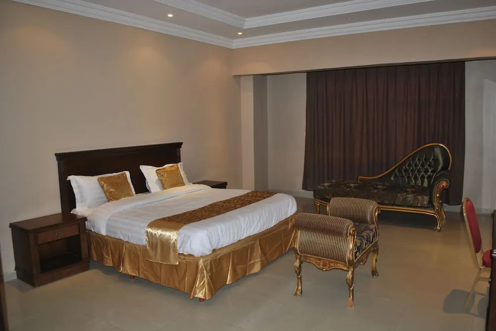 Manazl AlSteen Furnished Apartments