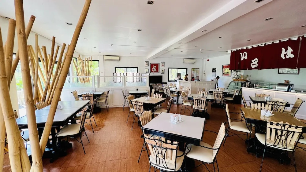 Microtel Inn & Suites Luisita-tarlac
