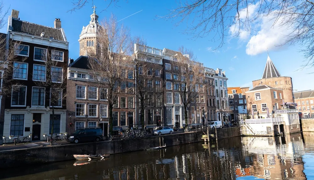 Adam's Canal House