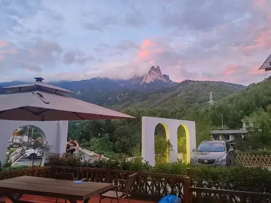 Yunshanying B&B (Tianzhushan Scenic Area Branch)