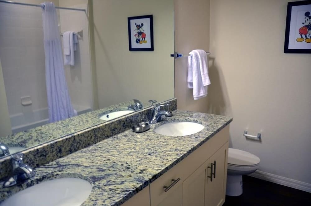 November Promo at Lucaya 3 Beds 2 Baths Id:59007