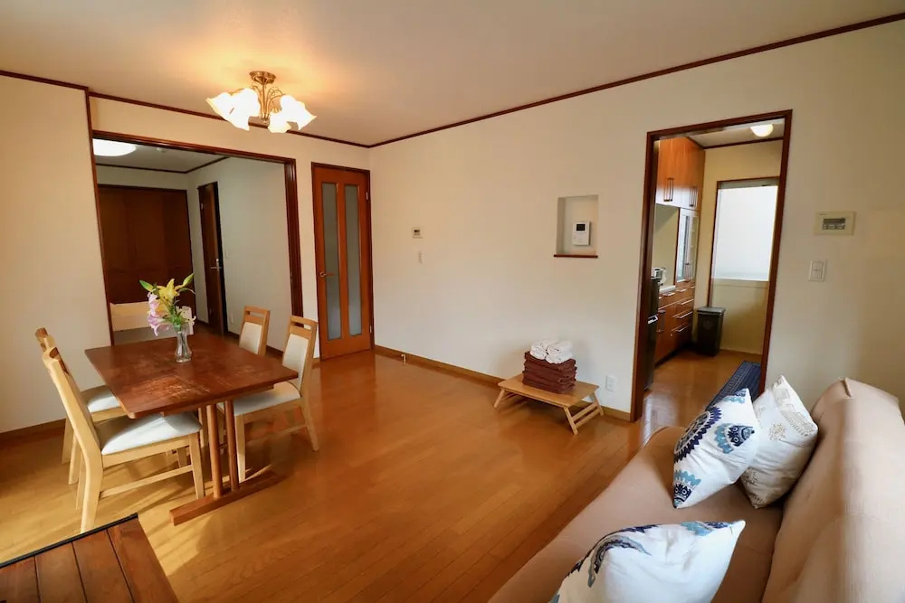 Sophia Court room101.102