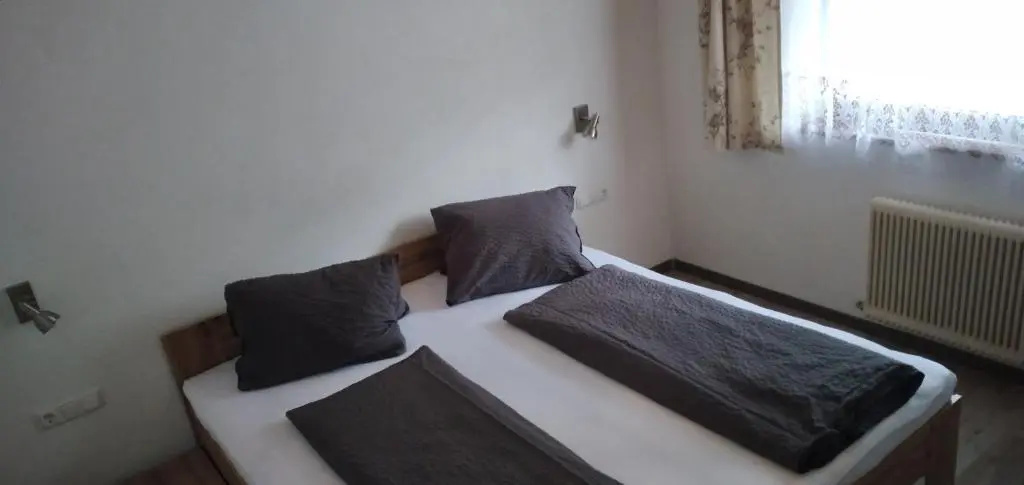 Pension Steiner, 6143 Matrei am Brenner!!Check-in between 15 - 21 o'clock!! No breakfast