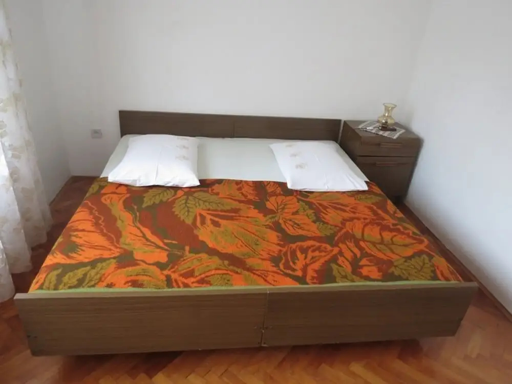 Large Apartment With Terrace Near the Beach