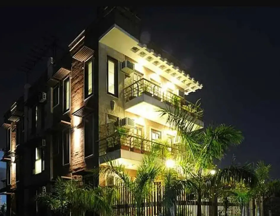 Redbrick villa