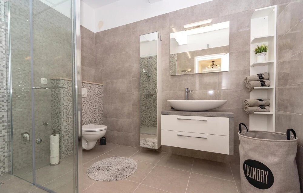 Nice Apartment in Orebic With Outdoor Swimming Pool, Wifi and Outdoor Swimming Pool
