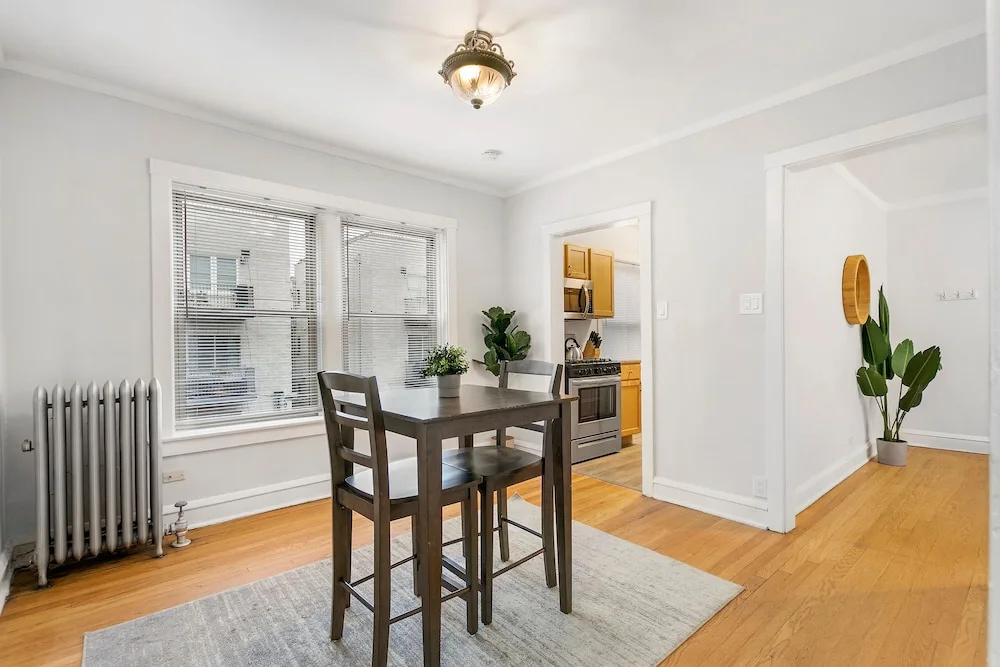 Vibrant 1BR Apt - Mfield N3