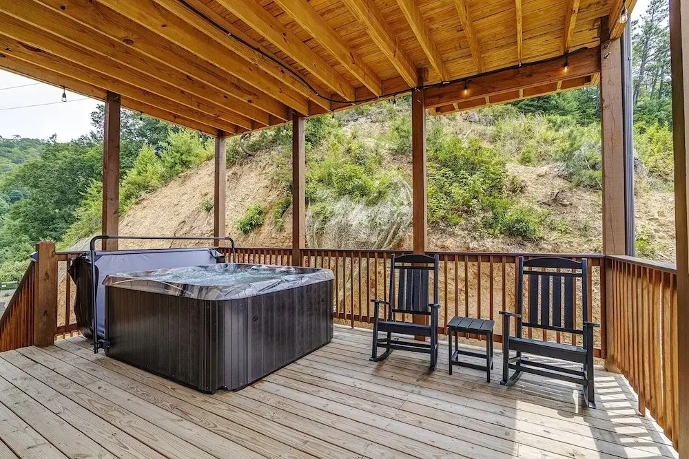 A Cabin On The Rocks - 3 Bedrooms, 3.5 Baths, Sleeps 10 3 Cabin by RedAwning
