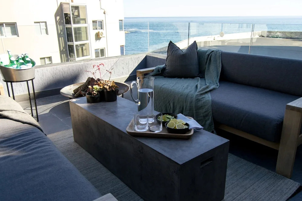 Seacliff Apartments