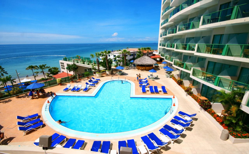 Hotel Colon Salinas