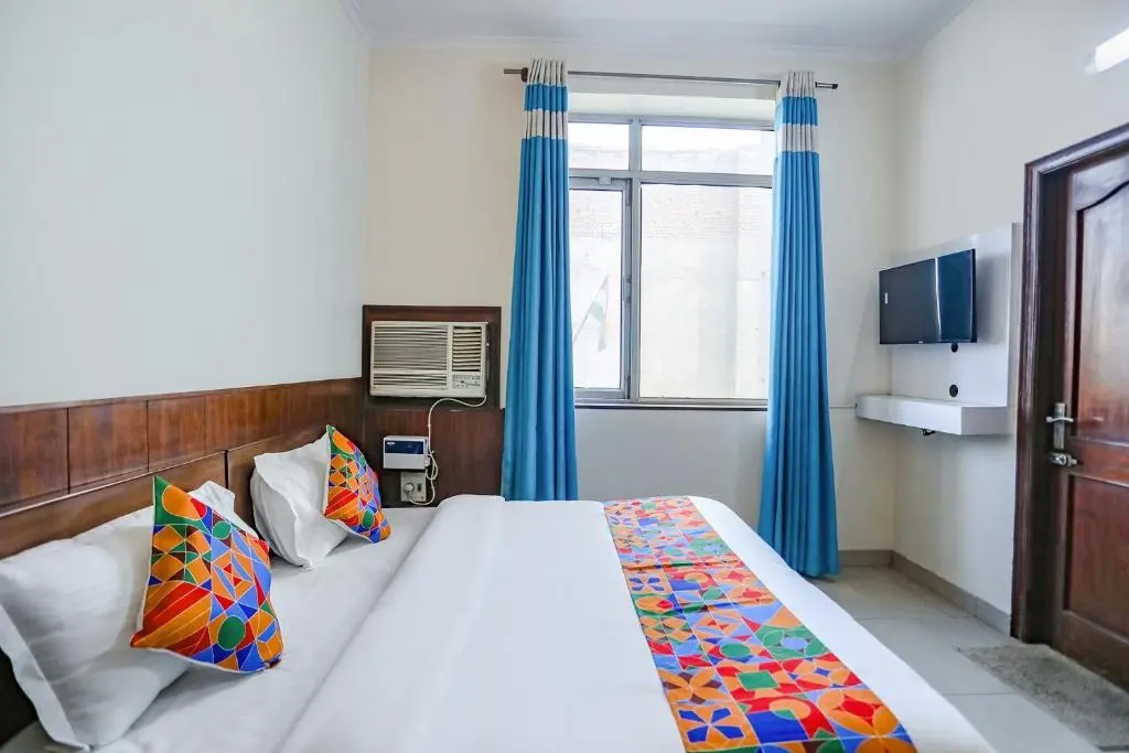 FabHotel Hexa Ghaziabad