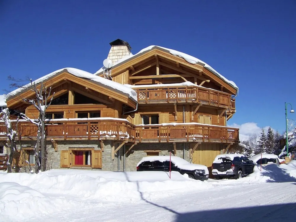 Detached Chalet With a Fireplace, Just 50 m. From the Slopes