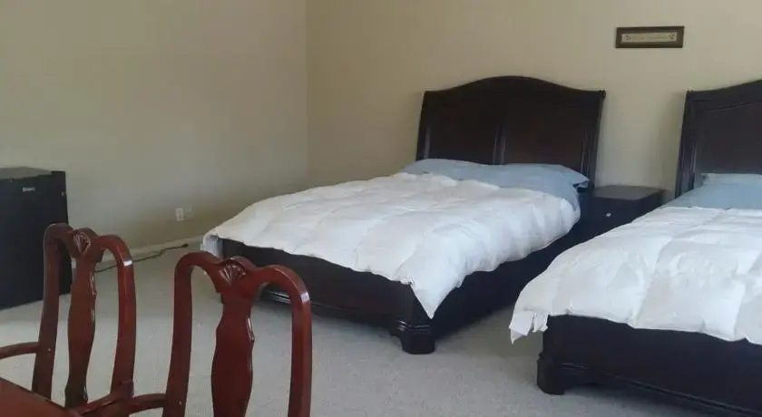 Irvine Guest House