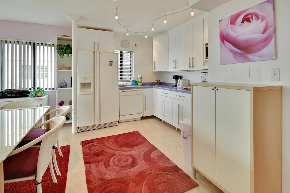 Land's End 205 Building 6 Beachfront With Private Balcony!