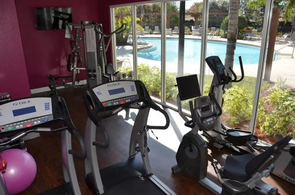 3 bedroom villa - accommodate 8 guests