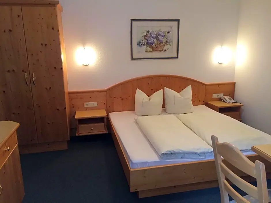 Hotel Garni Golfais