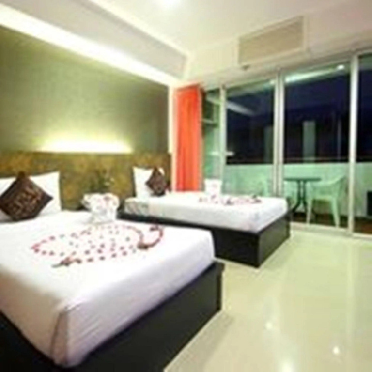 7Q Patong Beach Hotel