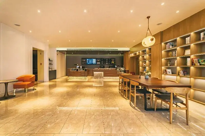 Hanting Hotel Qingdao Zhanqiao Railway Station East Plaza