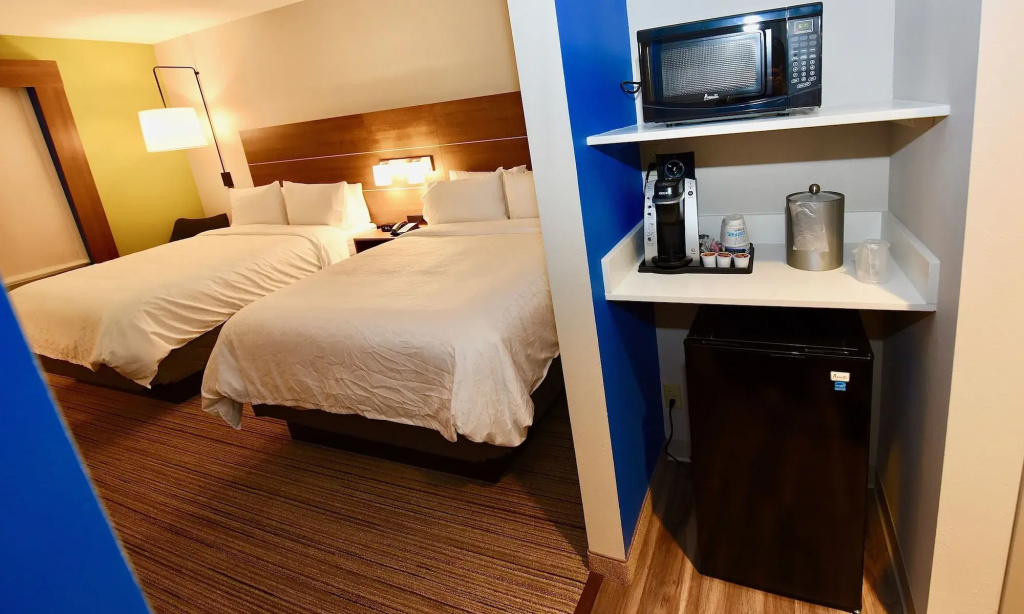 Holiday Inn Express & Suites Perryville by IHG