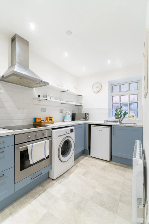 The Pearl Suite by Margate Suites