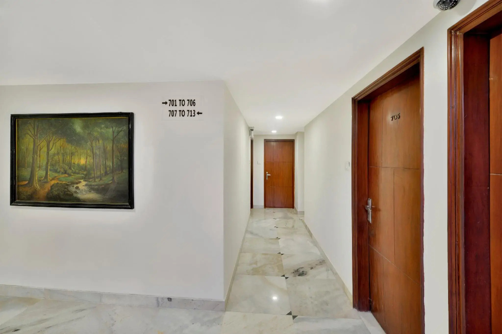 OYO 10197 Hotel Apex