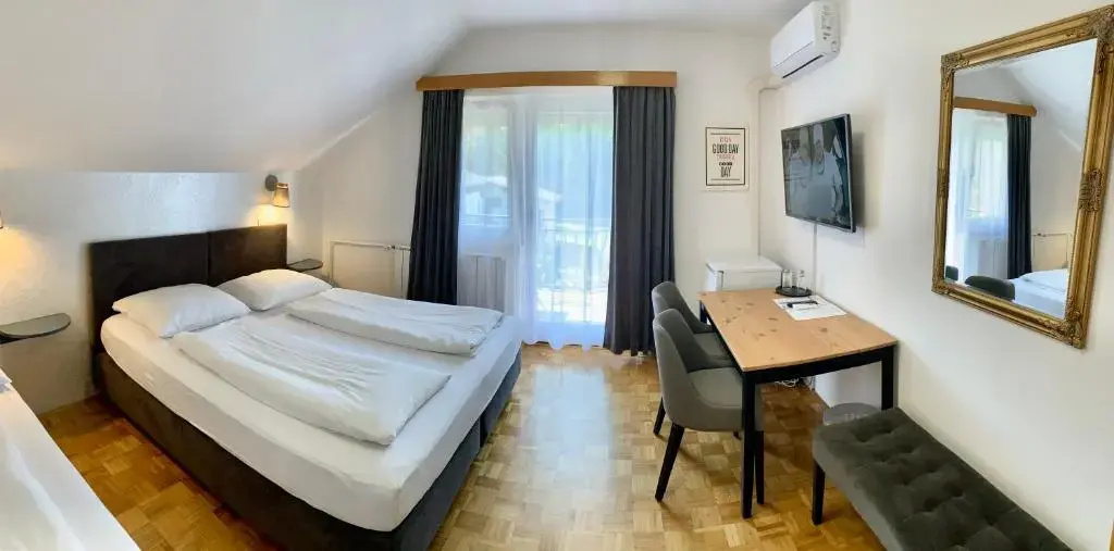 Hotel Maj Inn